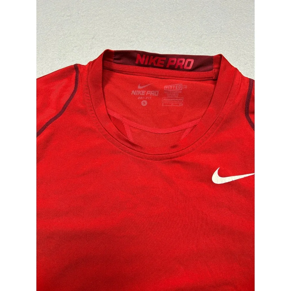 Nike Pro Dri-FIT Polyester Red Small Mens Shirt